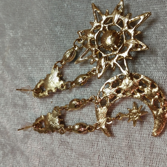 Celestial Earrings Sun Moon Star Dangle 2 6/8" Light - Medium Weight Bling - Picture 7 of 10